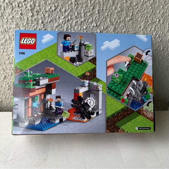 LEGO Minecraft The Abandoned Mine Building Toy 21166 Zombie NIB - Picture 2 of 12